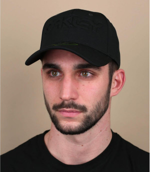 gorra Oakley negro logo Embossed Stretch blackout